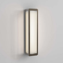 MV2035 BOSTON BRONZE - Alan Mizrahi Lighting